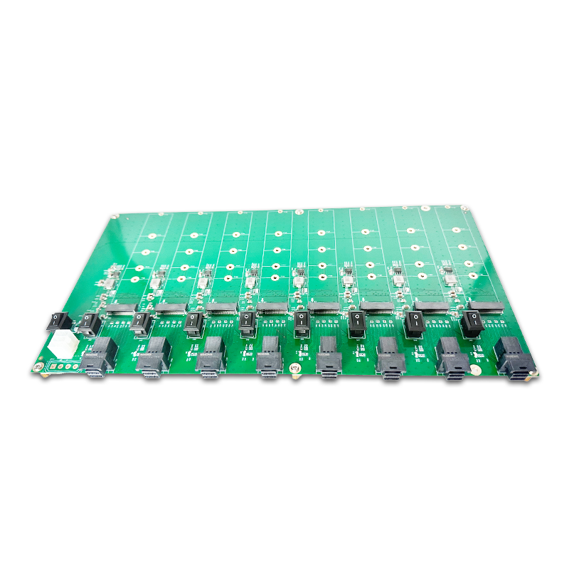 8-Port-M.2-SSD-Testplatine