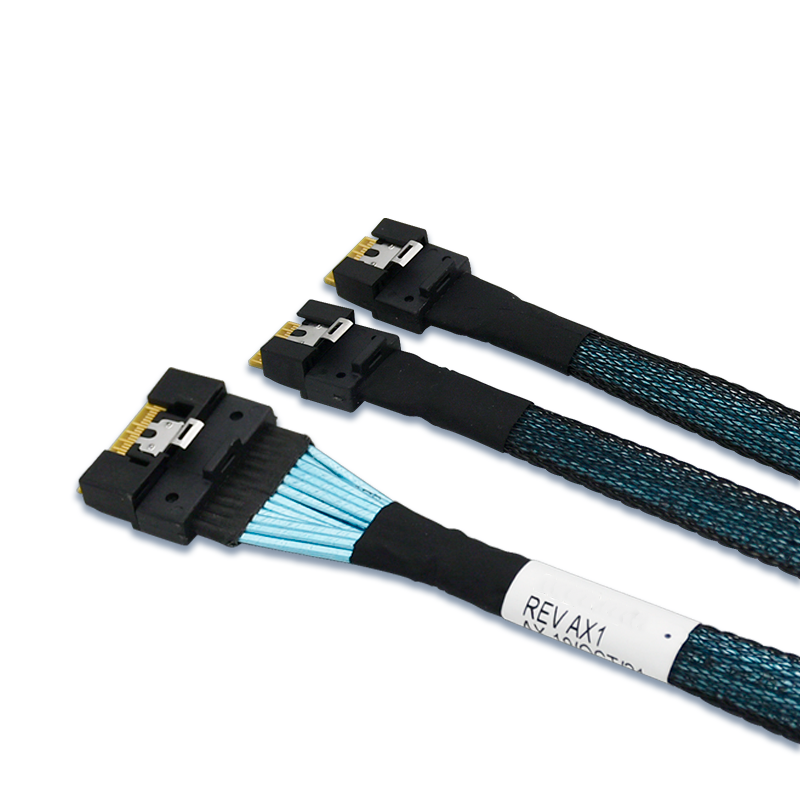 SlimSAS SFF-8654 8i auf 2 xSFF-8654 4i Kabel PCIe 4.0 80CM